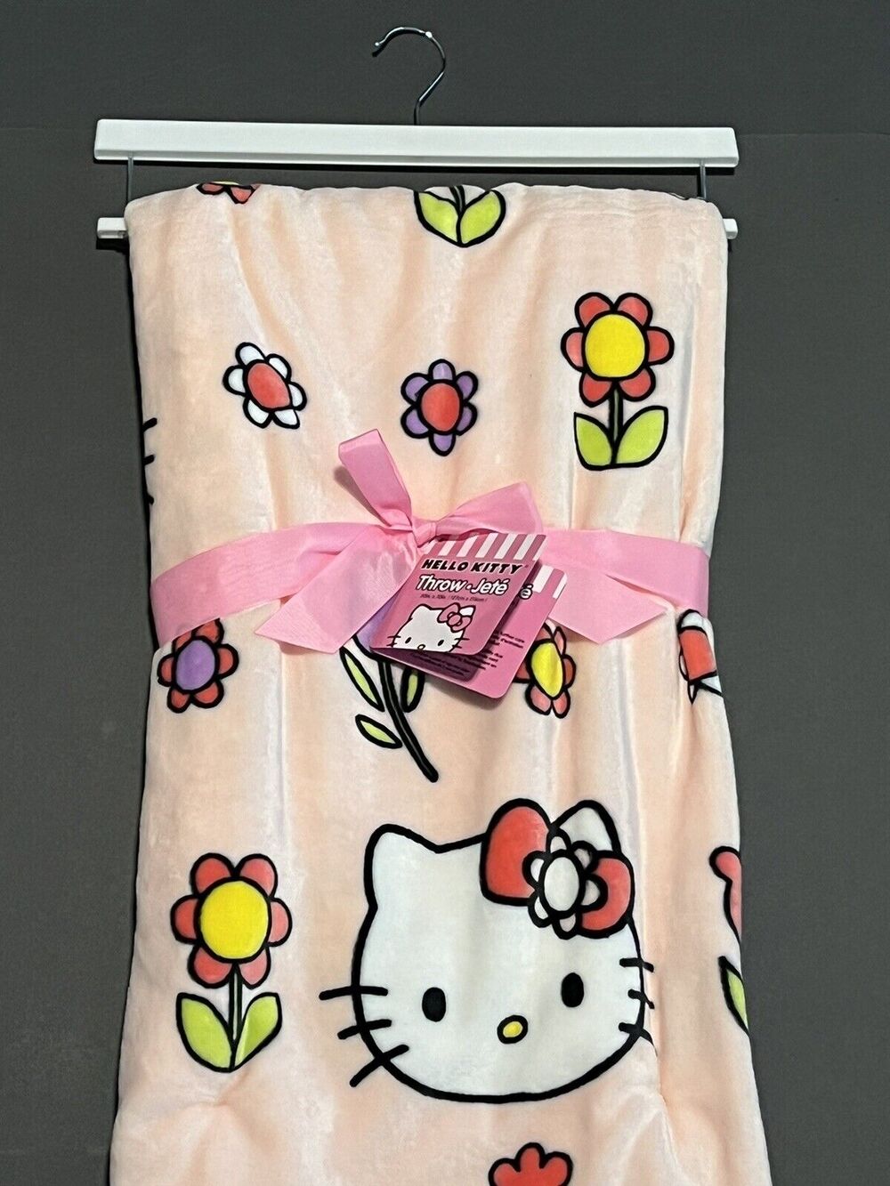 Hello Kitty Throw Blanket Spring Easter Flowers Pink Plush Fleece 50” X 70” PINK